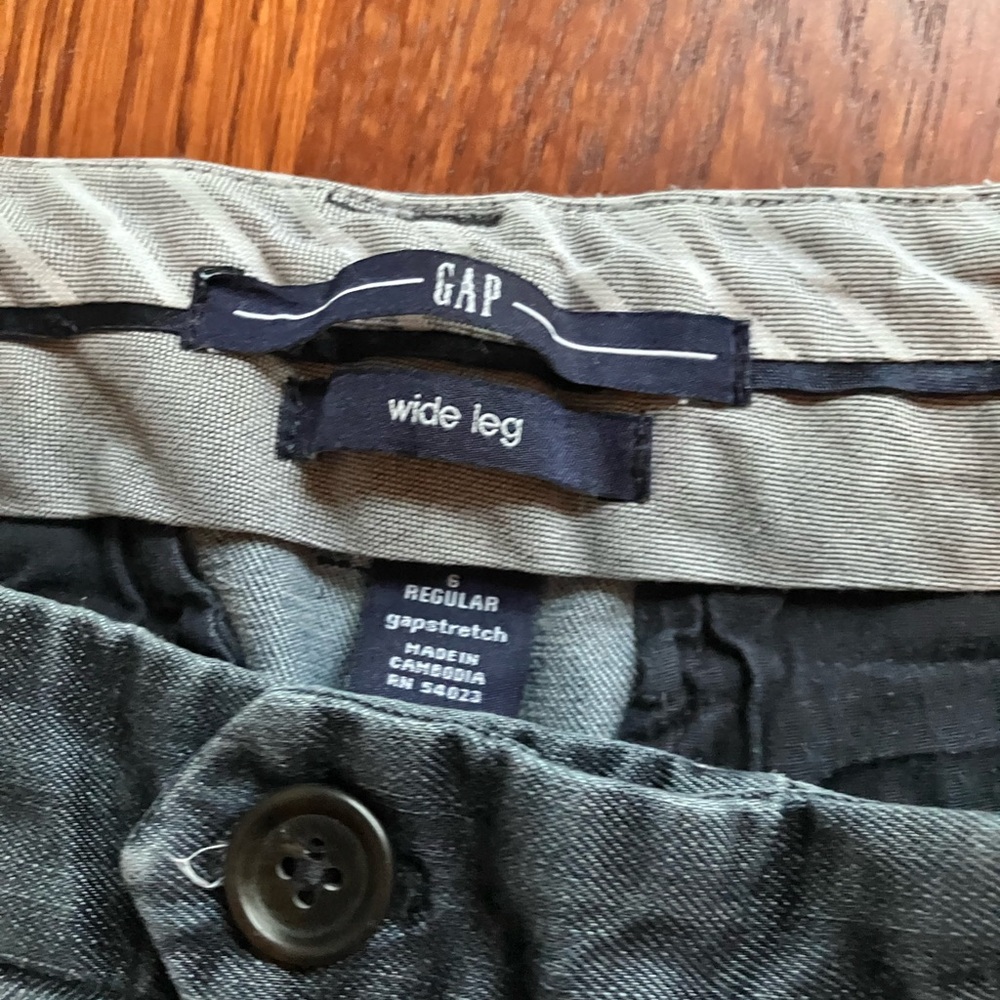 Women’s gap wide leg jeans